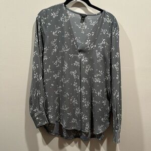 Ann Taylor Sage floral V-neck blouse